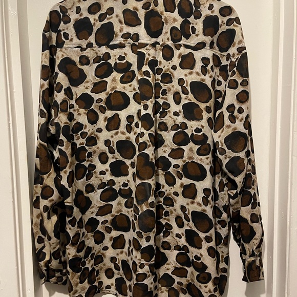 Magic Top Large Buttonfront Semi Sheer - Picture 4 of 6